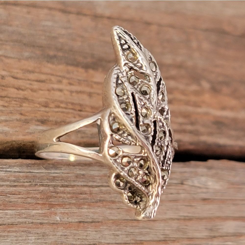 Sterling Extra Large Marcasite Leaf Statement Ring - image 3